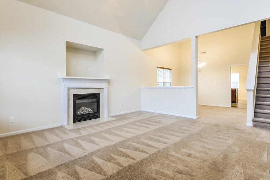Building Photo - 1056 S Philwood Ct