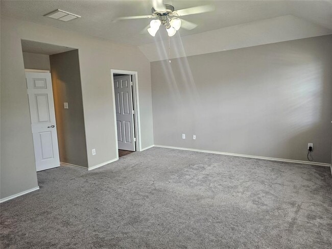 Building Photo - 3217 Victorian Manor Ln