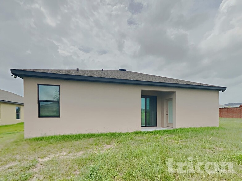 Building Photo - 1660 Luft Ln