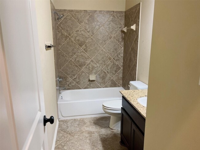 Building Photo - 4226 Ponderosa Hills Ln