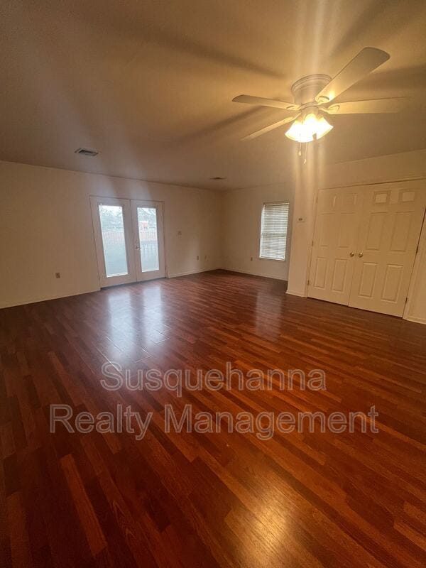 Building Photo - 68 Shady Ln