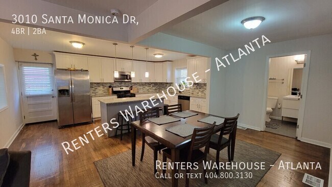 Building Photo - 3010 Santa Monica Dr