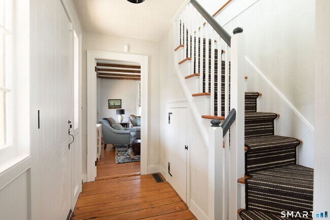 Building Photo - 40 Music Mountain Rd