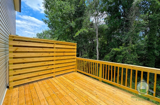 Building Photo - 7 Robin Hood Rd