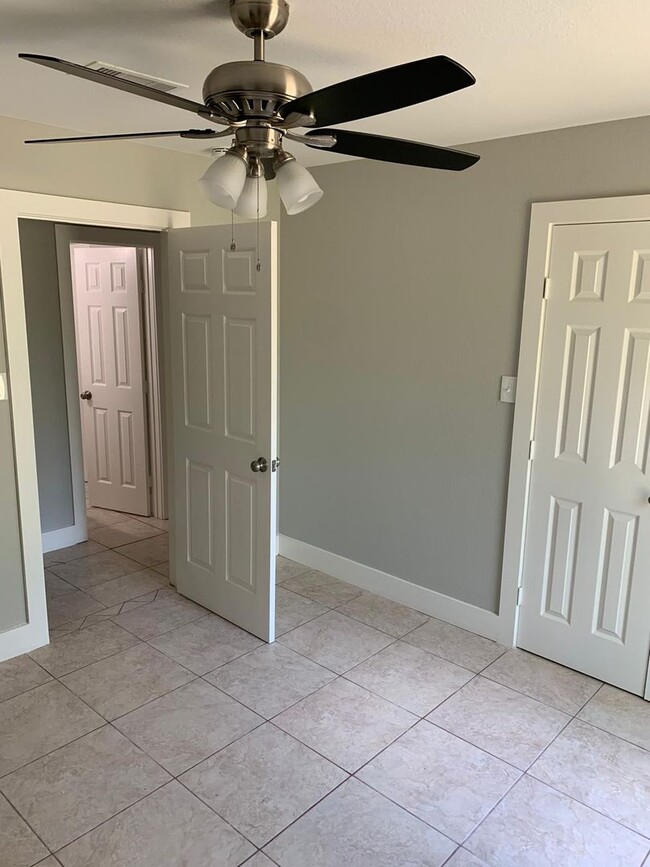 Building Photo - Gorgeous all renovated Home in Lumberton, TX!