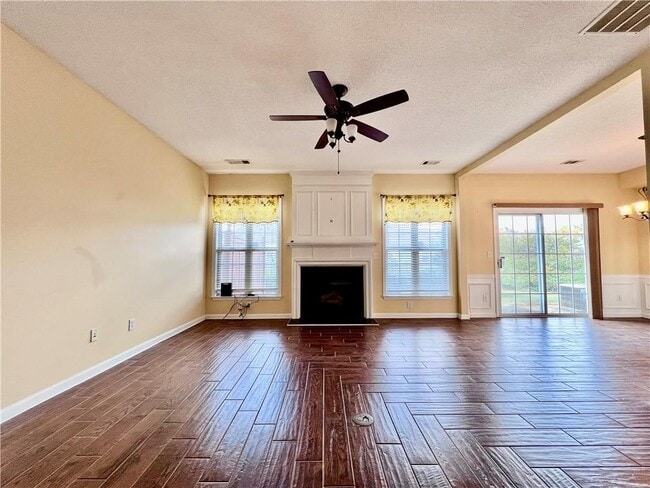Building Photo - 3627 Gainesway Trace