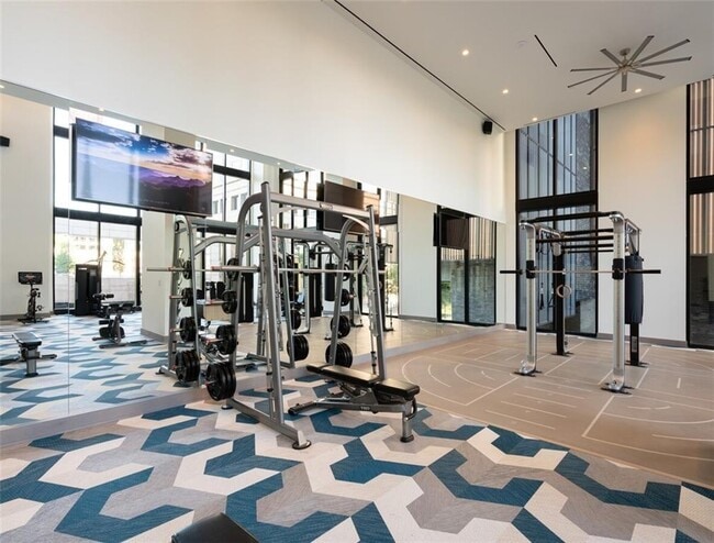 Building Photo - 1400 W Peachtree St NW