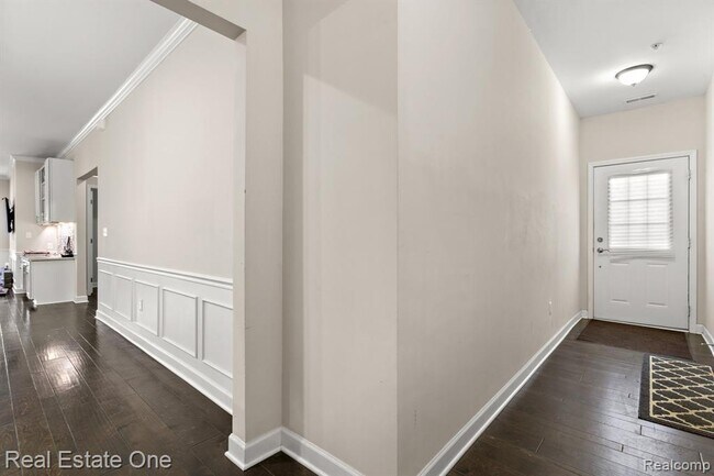 Building Photo - 5570 Arbor Chase Dr