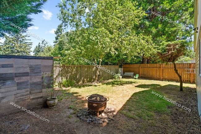 Building Photo - Charming 2-Bedroom Home in Desirable Woodstock Area – Pet Friendly!