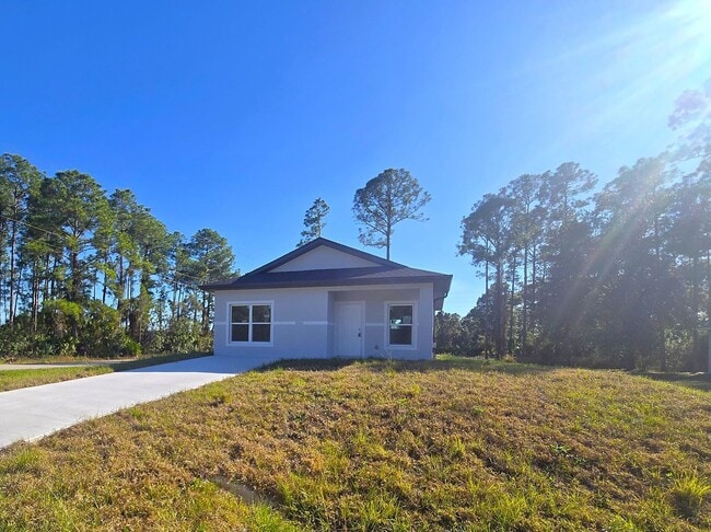 Building Photo - Brand new 2/2 in Lehigh Acres