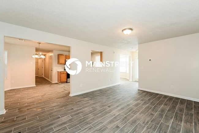 Building Photo - 4 Bedroom Pet-Friendly Home in Decatur, GA with Main Street Renewal
