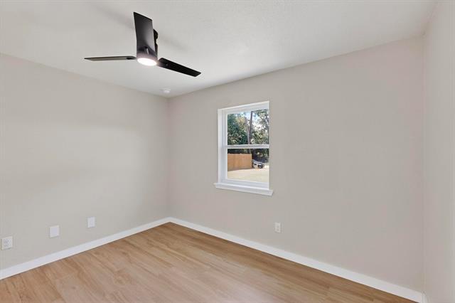 Building Photo - 208 Ponderosa Ln
