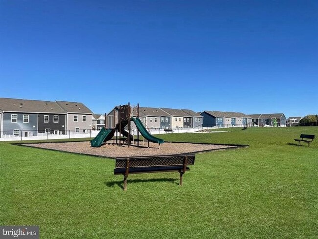 Building Photo - 112 Charing Cross Dr