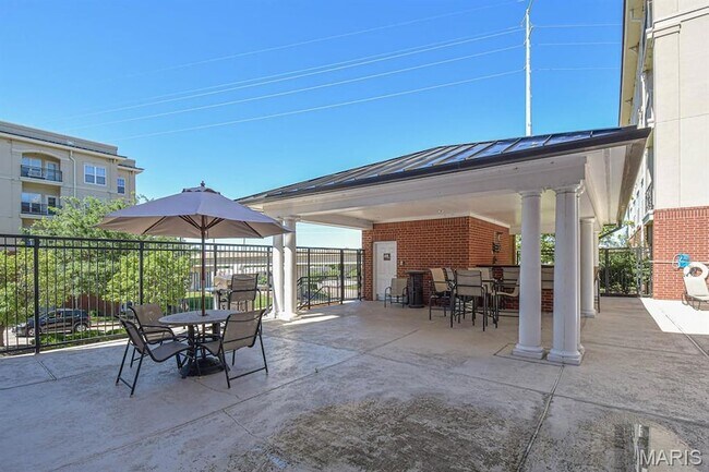 Building Photo - 1270 Strassner Dr