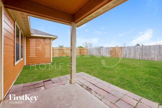 Building Photo - 5212 La Rocco Way
