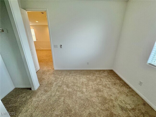 Building Photo - 9897 Angel Valley Dr