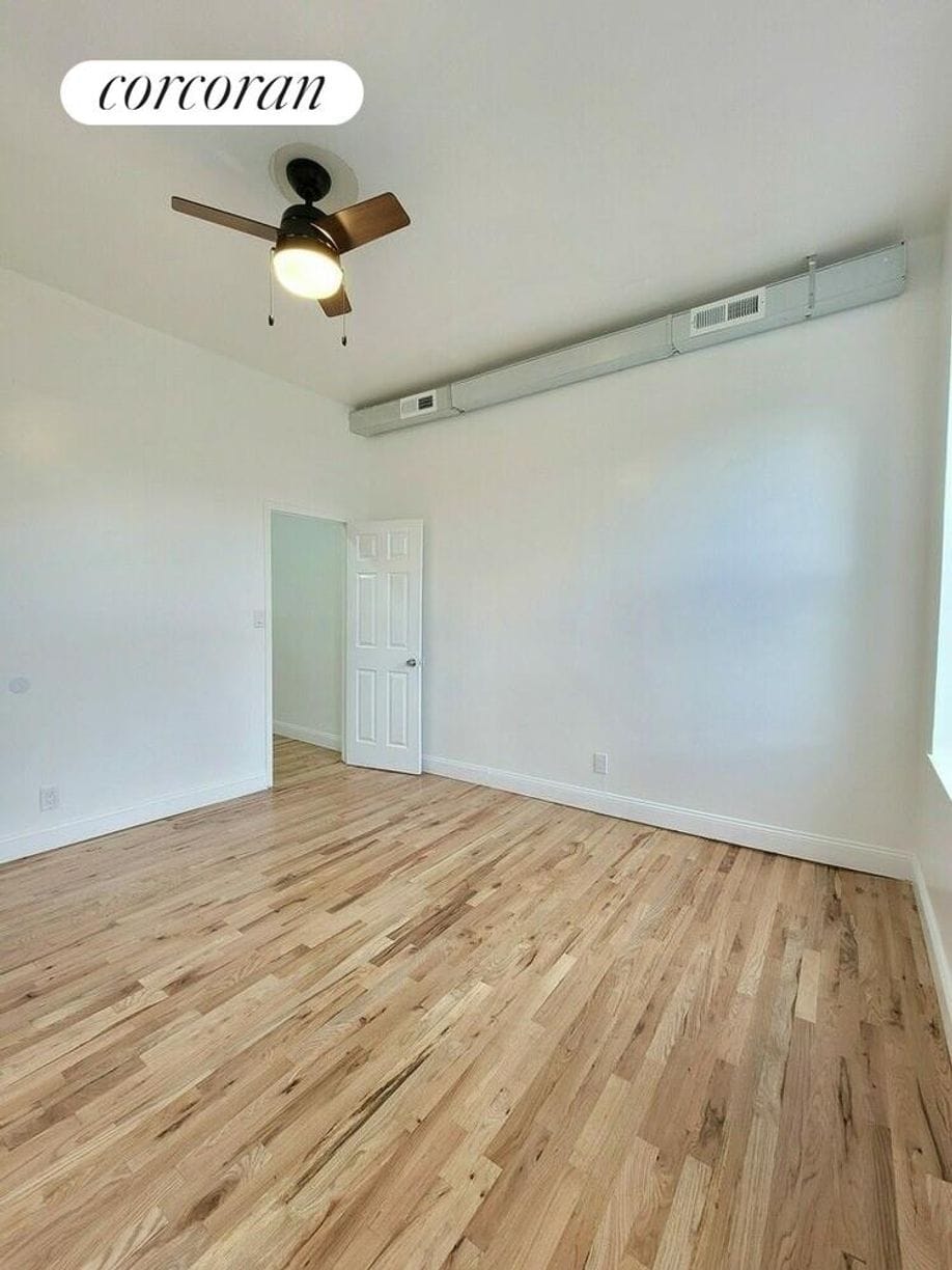Building Photo - 656 MacDonough St