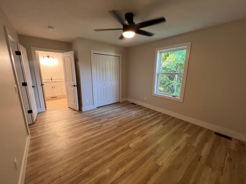 Building Photo - 1092 Birmley Estates Dr
