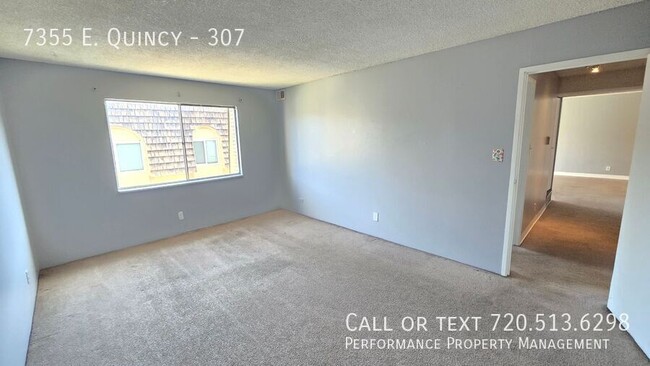 Building Photo - Beautiful 2-bedroom, 1.5-bathroom condo