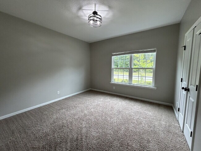 Building Photo - Home for Rent