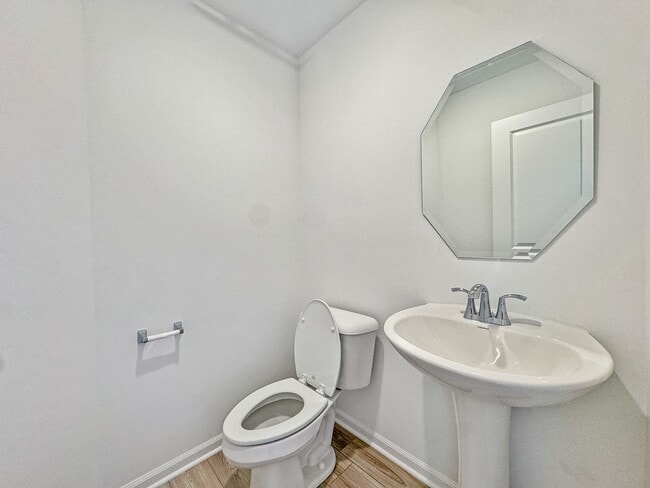 Building Photo - Step into modern living with this brand-ne...