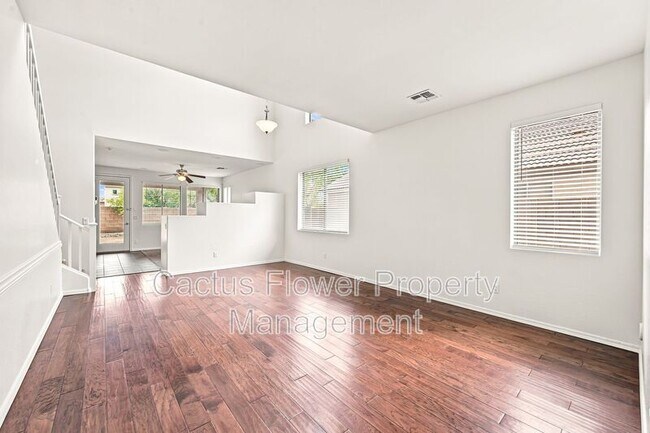 Building Photo - 3628 E Janelle Way