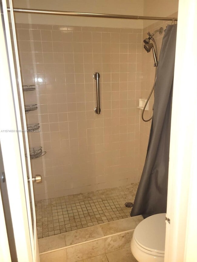 Building Photo - 7954 NW 41 Ct