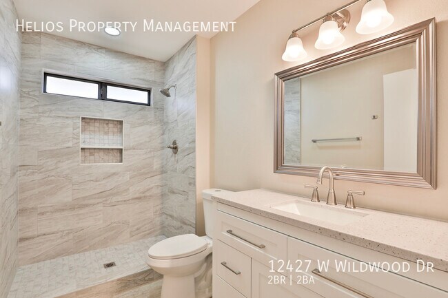 Building Photo - 12427 Wildwood Dr
