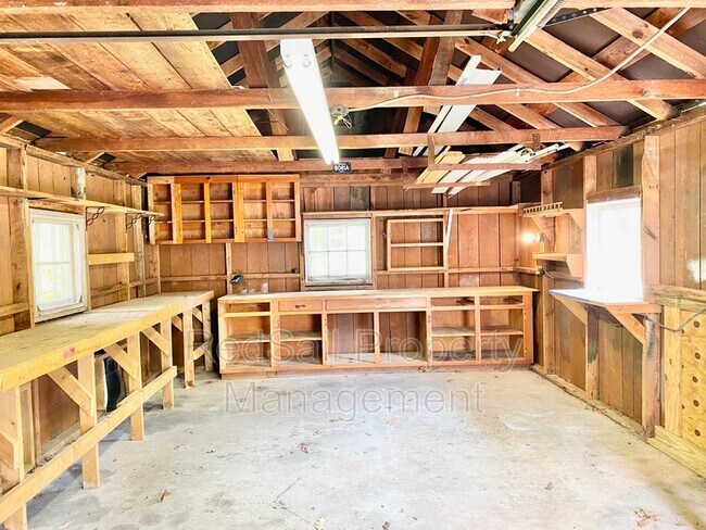 Building Photo - 315 Bunting Point Rd