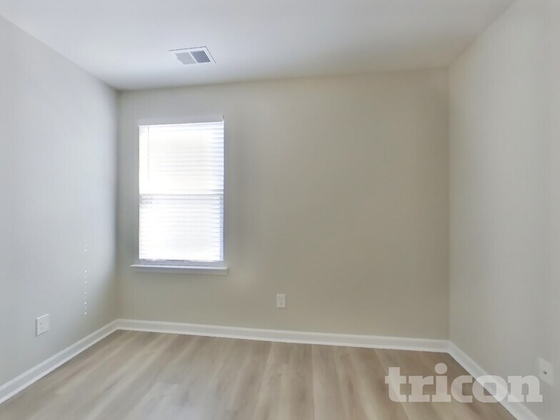Building Photo - 309 Woodfern Ct