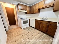 Building Photo - 2 BR/1 BA $1550 includes heat