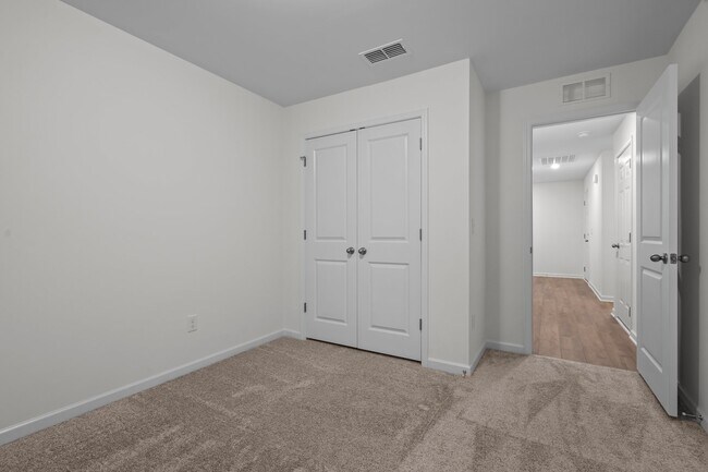 Building Photo - 2130 Rockface Wy