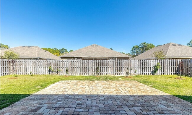 Building Photo - 231 Conner Cir