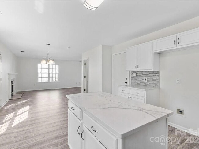 Building Photo - Earn Wealth While Leasing - Like a Homeowner - Lease to Own