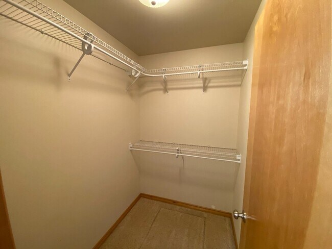 Building Photo - Nice 3 Bed, 2 Bath Home!