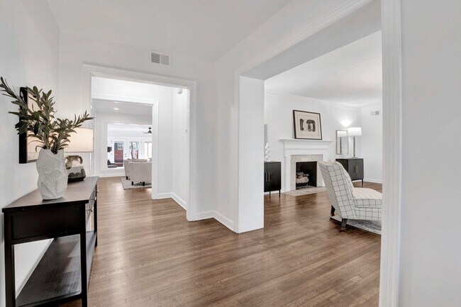 Building Photo - 4679 Walnut Grove Rd