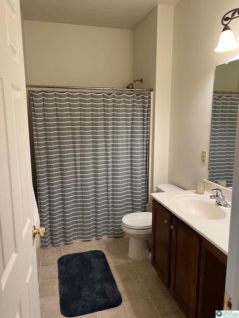 Building Photo - 40 Hillside Ct S