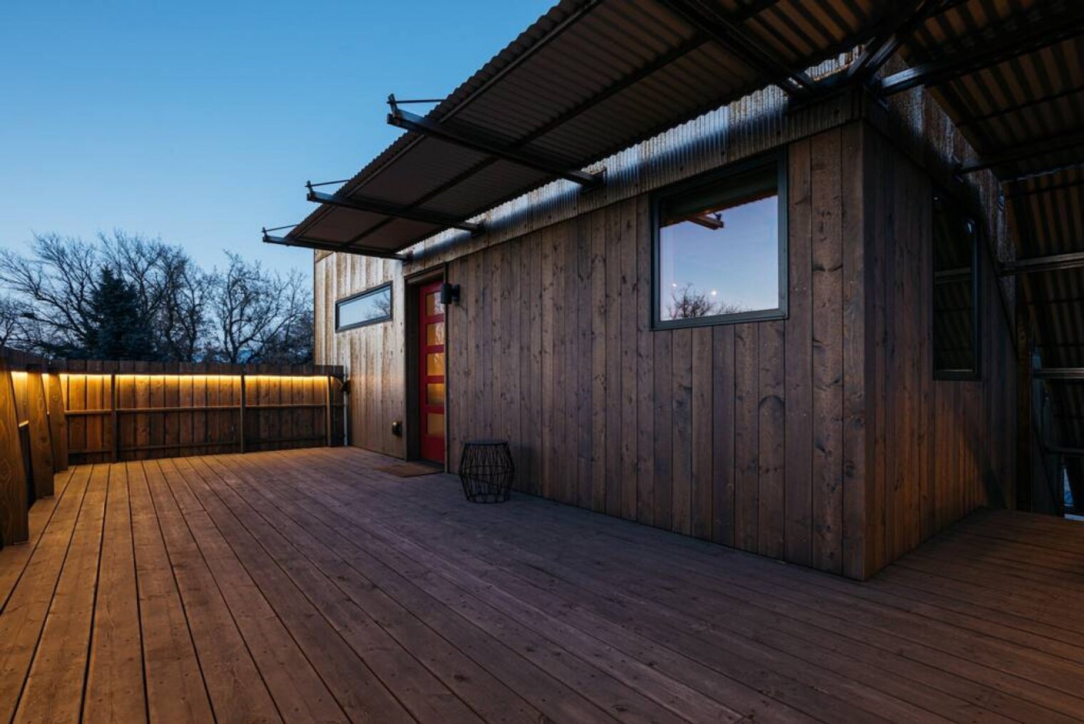 Building Photo - 602 N Willson Ave