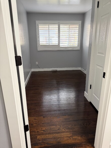 Building Photo - 931 Maxfield Dr