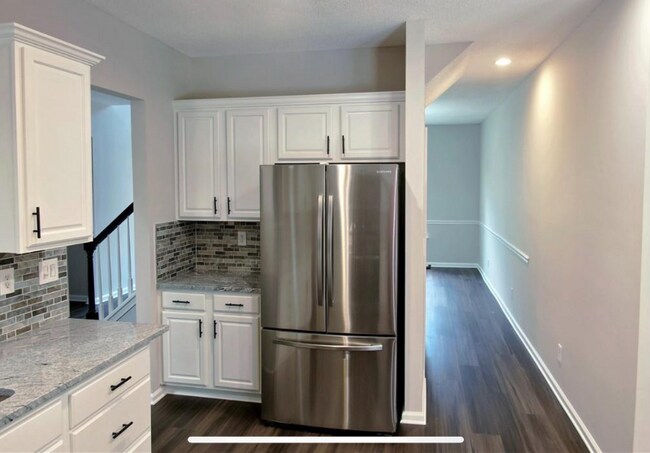 Building Photo - 3225 Blackwood Ln