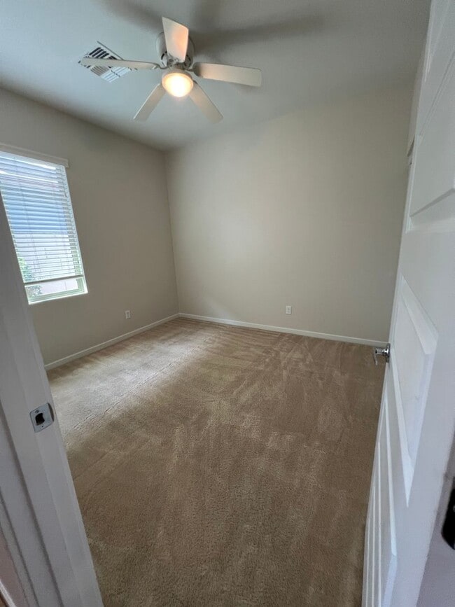Building Photo - Gilbert Seville Development 3 Bed Plus Den