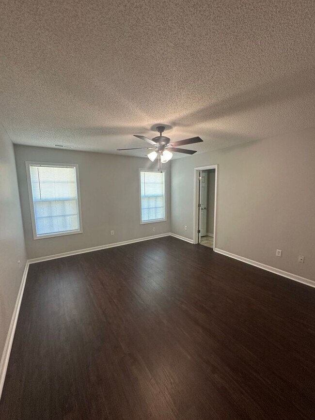 Building Photo - Wintergreen Subdivision
