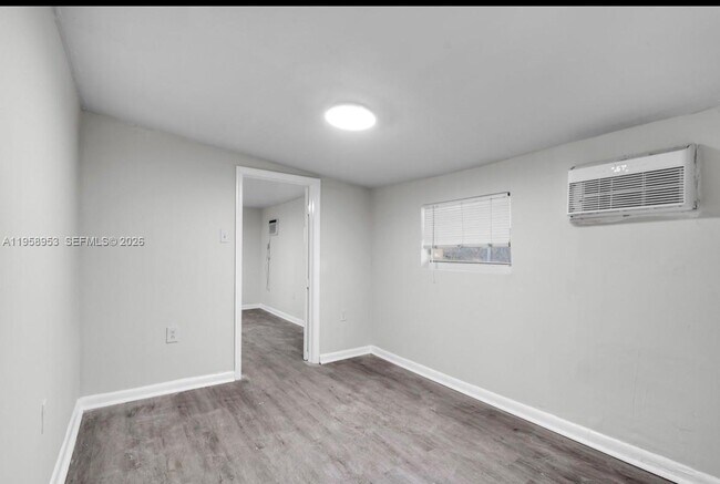 Building Photo - 914 NW 80th St