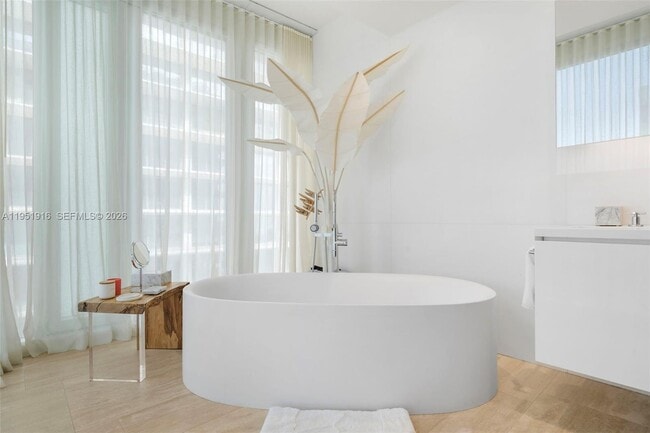 Building Photo - 9111 Collins Ave