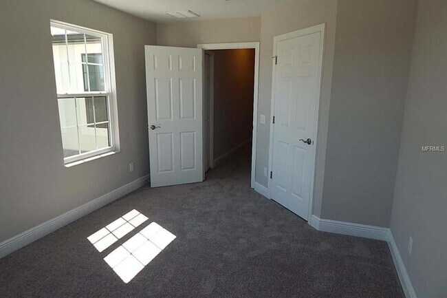 Building Photo - 7836 52nd Terrace E