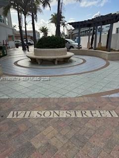 Building Photo - 321 Wilson St