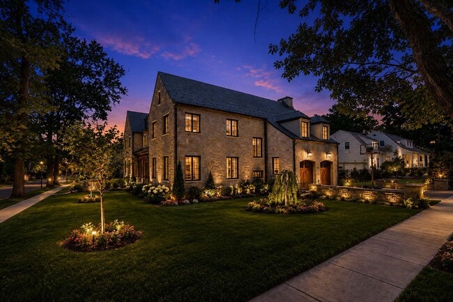 Building Photo - 548 Sylvan Pl