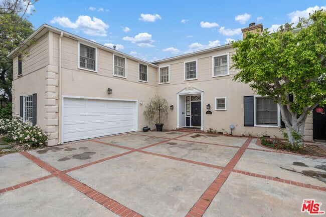 Building Photo - 234 S Roxbury Dr