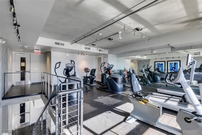 Building Photo - 353 E Bonneville Ave