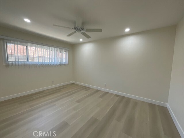 Building Photo - 2641 Santa Ana Ave